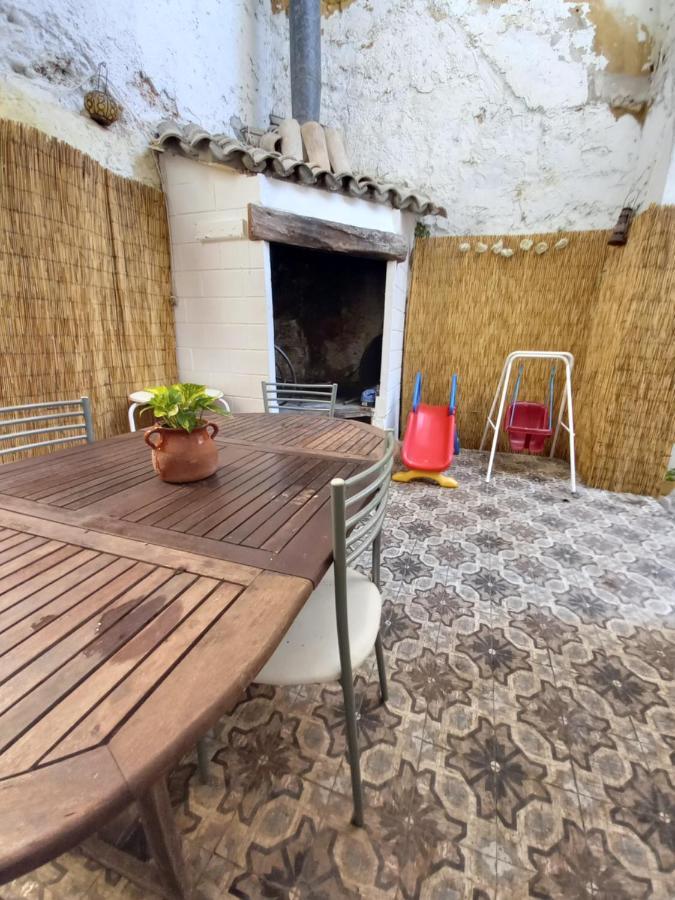 Villa La Gata Mala Navarrés Exterior foto